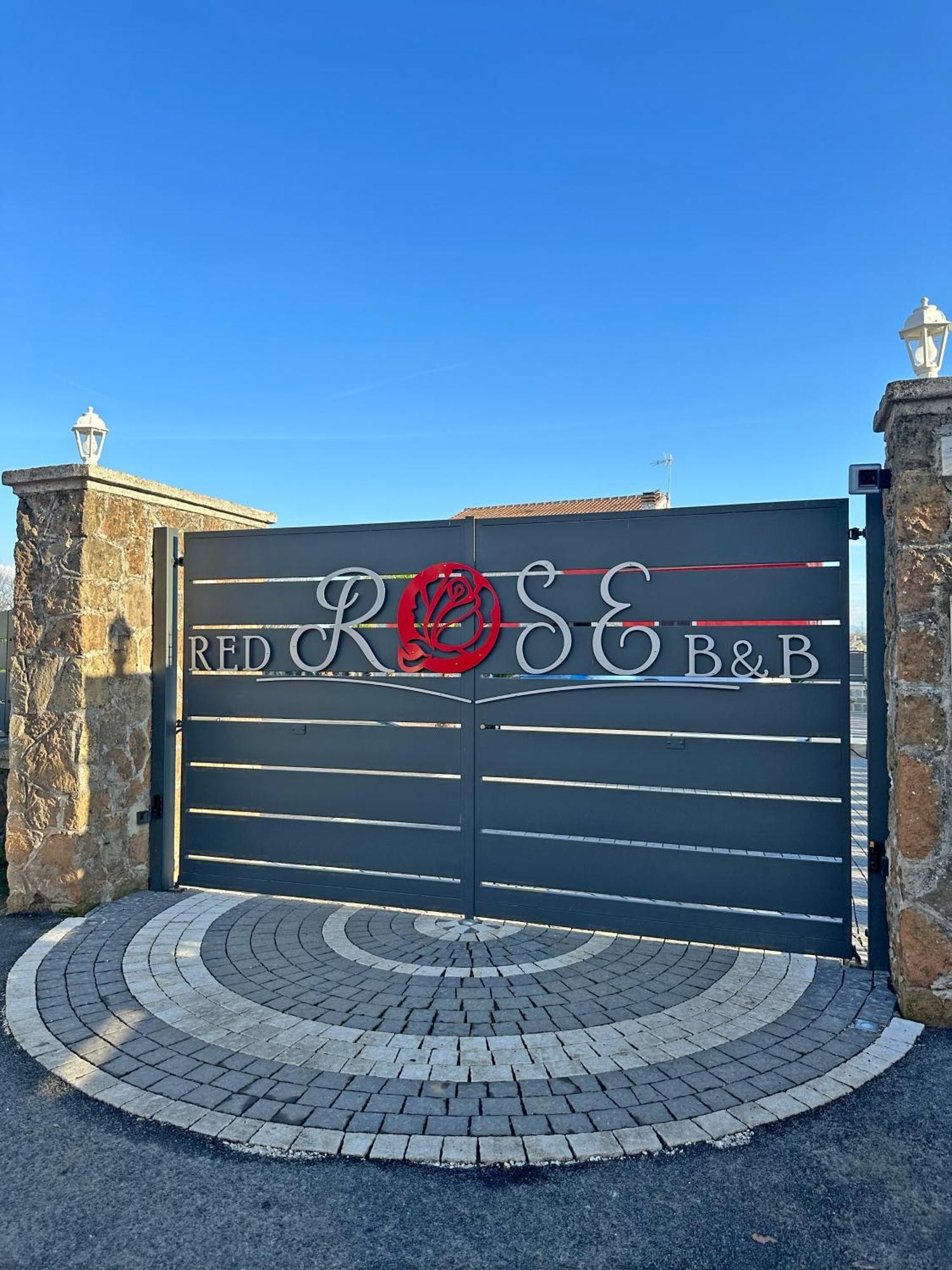 Red Rose Exclusive Rooms Сан-Чезарео Экстерьер фото